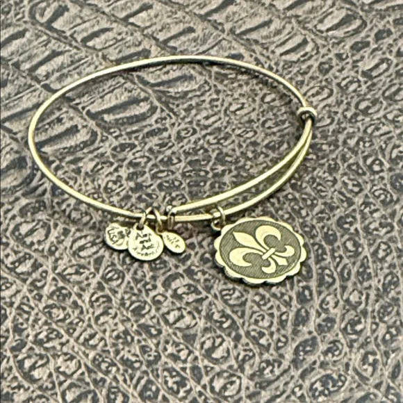 Alex & Ani gold tone Fleur-de-Lis charm bangle bracelet - Picture 4 of 6